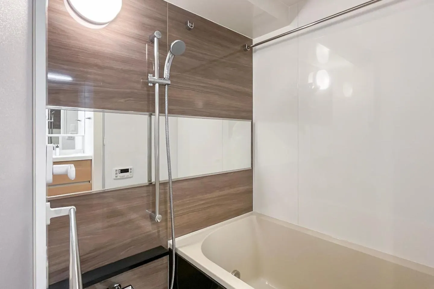 Creazione Akasaka Apartman Tokió