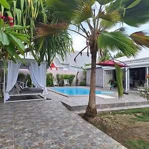 https://villa-almeida.comcaribbean.com